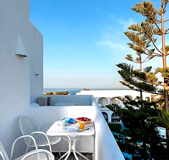 Daedalus Hotel
